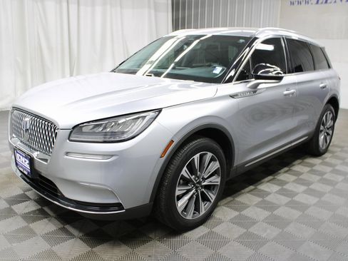 Used 2022 Lincoln Corsair Reserve w/ Elements Package image 6