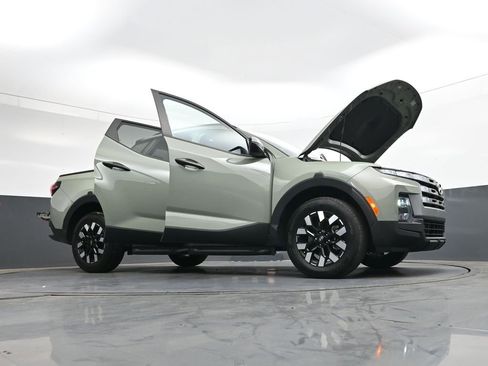 Used 2025 Hyundai Santa Cruz SEL image 50