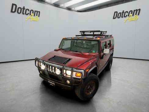 Used 2004 HUMMER H2 w/ Preferred Equipment Group image 2