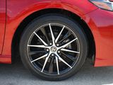 Used 2022 Toyota Camry SE image 4