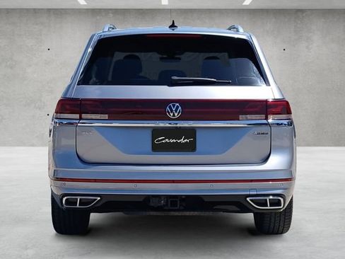 Used 2024 Volkswagen Atlas SEL Premium R-Line AWD/4WD image 16