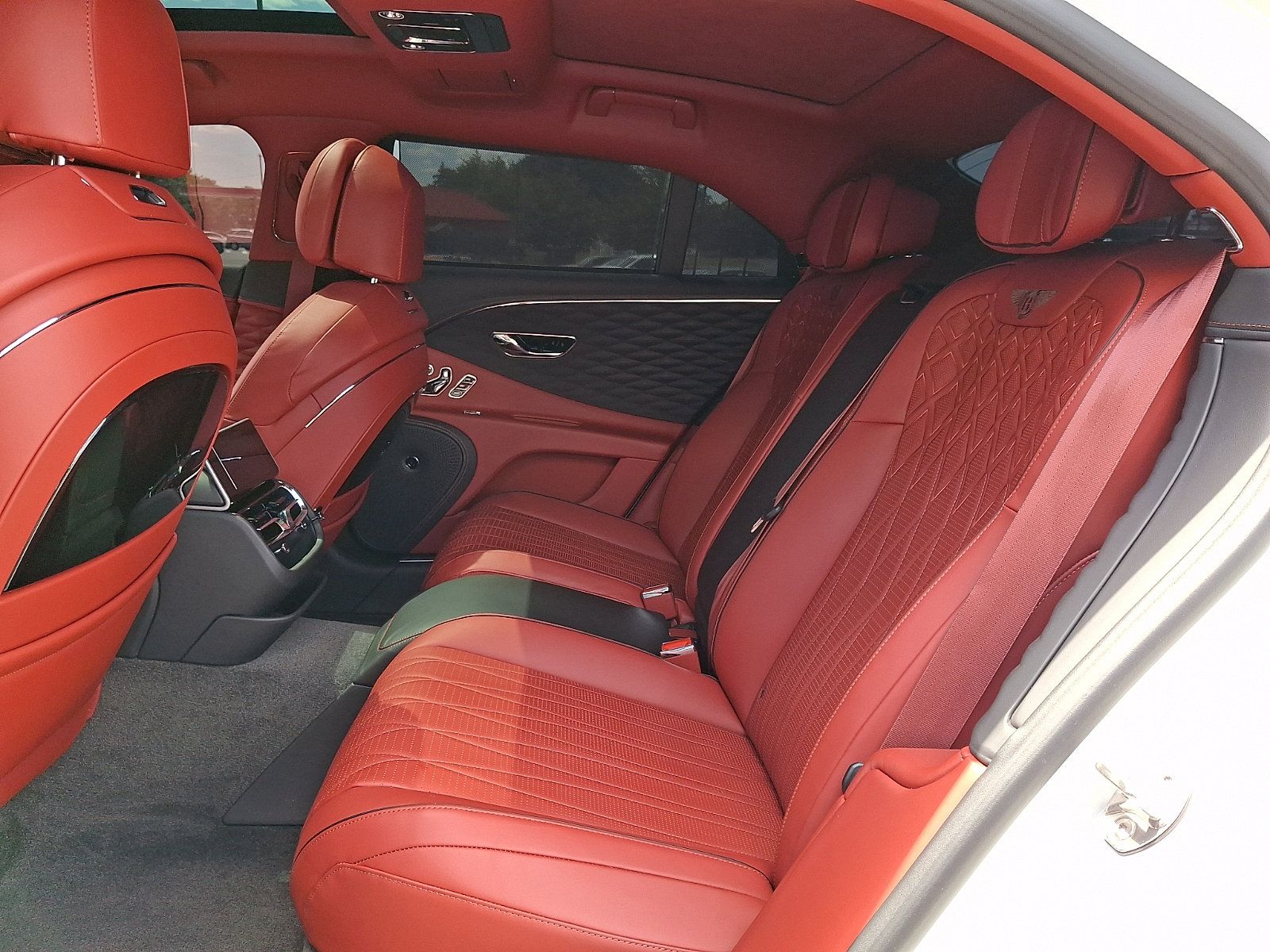 Used 2022 Bentley Flying Spur W12 AWD/4WD image 10