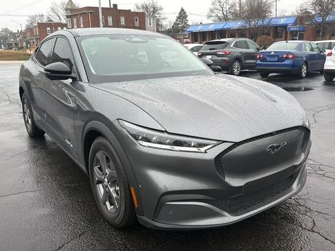 Used 2023 Ford Mustang Mach-E Select image 3