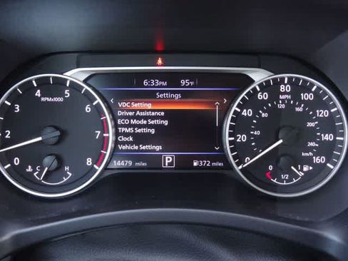 Used 2025 Nissan Sentra SV FWD image 21