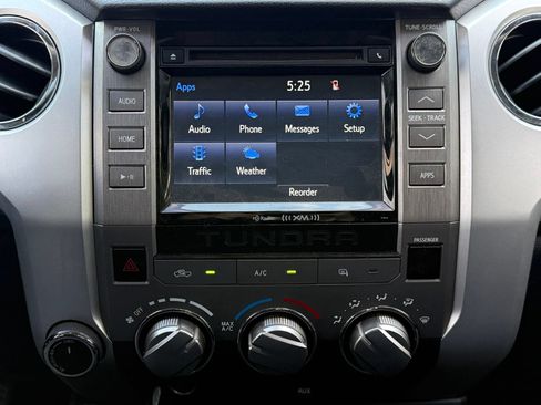 Used 2017 Toyota Tundra SR5 AWD/4WD image 29