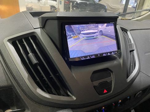 Used 2016 Ford Transit 350 XLT RWD image 6