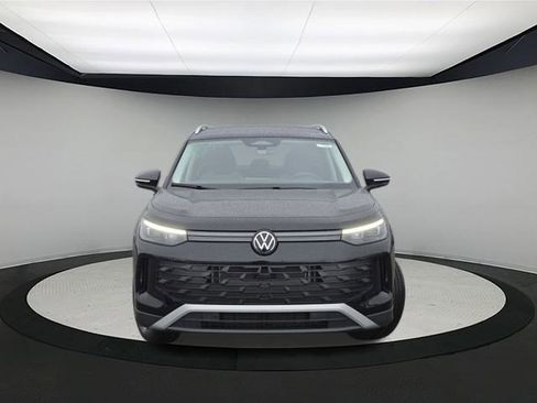 New 2026 Volkswagen Tiguan S image 2