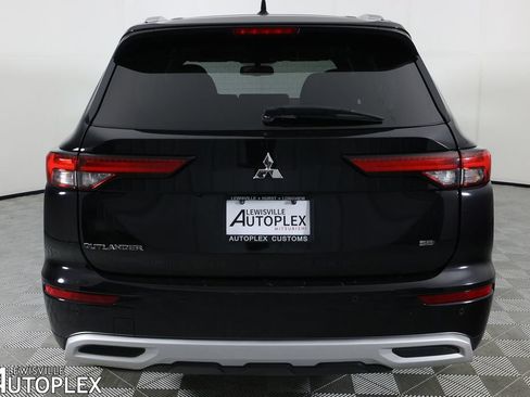 Used 2022 Mitsubishi Outlander SEL FWD image 6