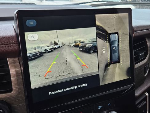 Used 2023 Ford Expedition Limited image 27