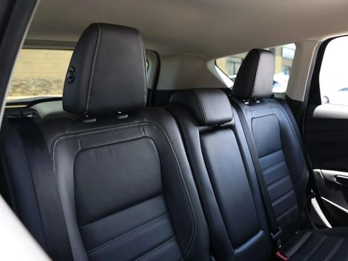Used 2017 Ford Escape Titanium AWD/4WD image 17