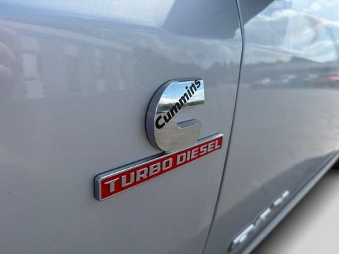 Used 2026 RAM 2500 Laramie AWD/4WD image 10