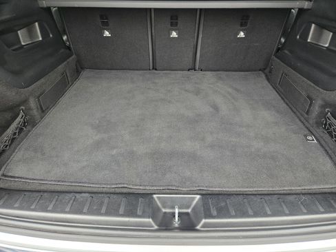 Used 2023 Mercedes-Benz GLB 250 image 37