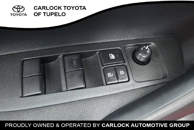 Used 2026 Toyota Corolla SE w/ SE Package FWD image 20