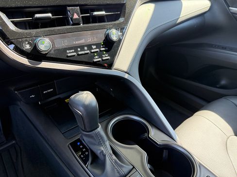 Used 2023 Toyota Camry XSE w/ Navigation Package FWD image 13
