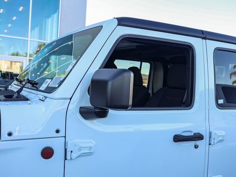 New 2026 Jeep Gladiator Rubicon image 12
