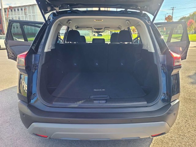 Used 2023 Nissan Rogue SV AWD/4WD image 25