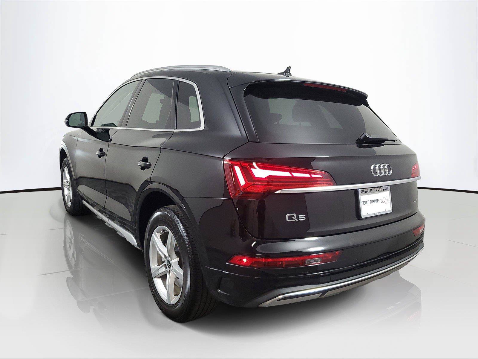 Used 2023 Audi Q5 2.0T Premium AWD/4WD image 4
