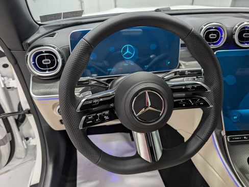 Used 2026 Mercedes-Benz CLE 300 4MATIC Cabriolet image 34