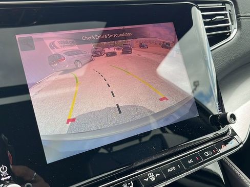 Used 2024 Jeep Wagoneer Series II image 23