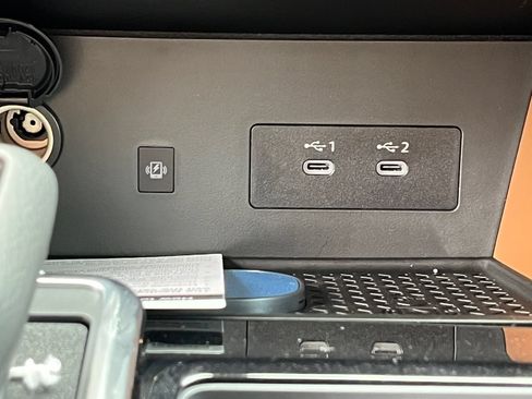 New 2026 Nissan Pathfinder Platinum w/ Accent Package FWD image 23
