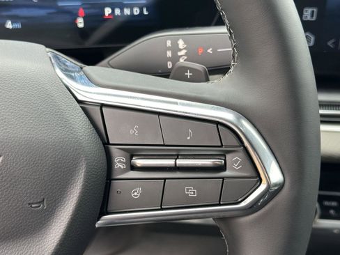 New 2026 Chevrolet Equinox LT w/ Convenience Package II image 10