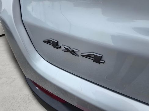 Used 2025 Jeep Compass Trailhawk image 29