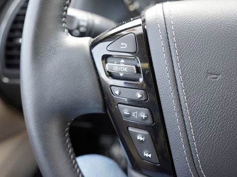 Used 2024 Nissan Armada Platinum w/ Cargo Package image 40