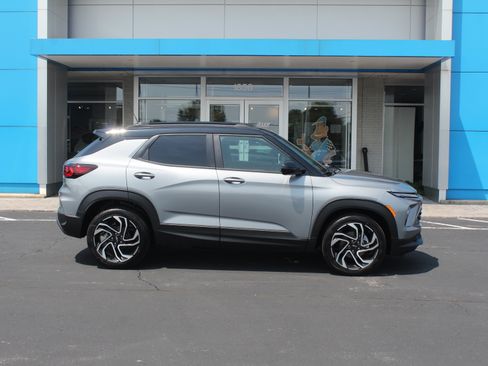 New 2026 Chevrolet TrailBlazer RS FWD image 3