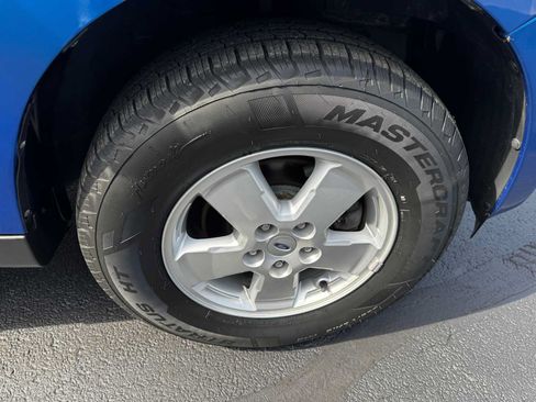 Used 2011 Ford Escape XLT FWD image 28