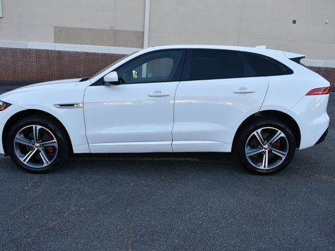 Used 2018 Jaguar F-PACE S image 9