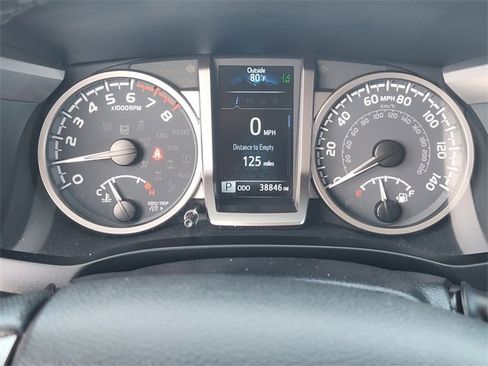 Used 2023 Toyota Tacoma SR5 w/ Technology Package image 17