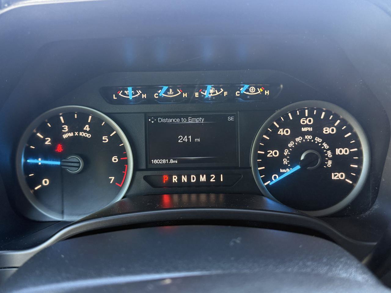 Used 2017 Ford F150 XLT w/ Equipment Group 302A Luxury AWD/4WD image 19