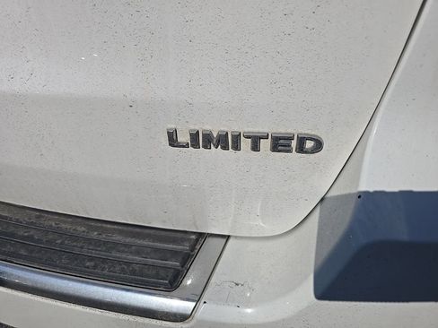 Used 2019 Jeep Grand Cherokee Limited w/ Luxury Group II image 11