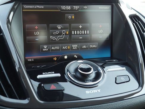 Used 2015 Ford Escape Titanium AWD/4WD image 38