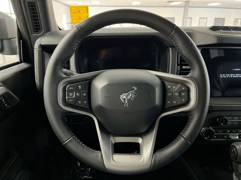 New 2025 Ford Bronco Badlands image 16
