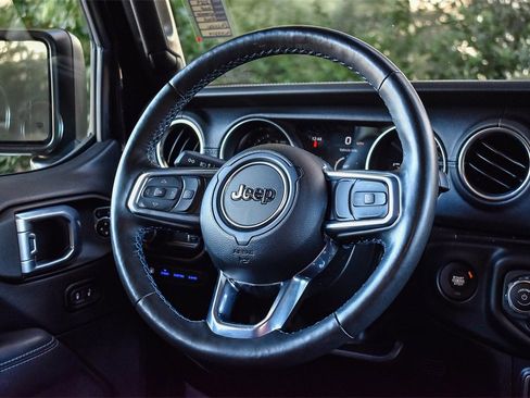 Used 2023 Jeep Wrangler Unlimited Rubicon 4xe w/ Steel Bumper Group image 14