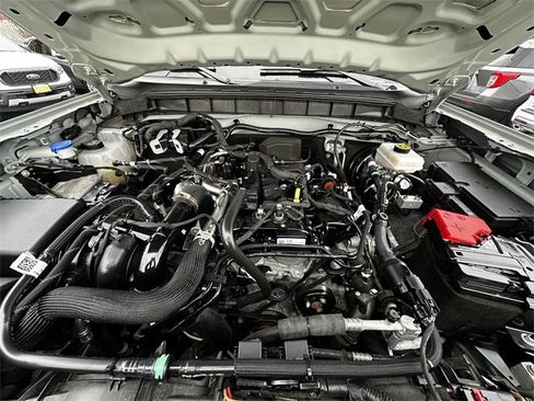 Certified 2024 Ford Bronco Big Bend w/ Sasquatch Package image 30