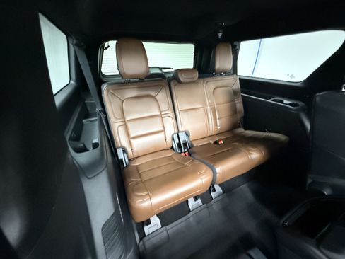 Used 2023 Lincoln Navigator L Reserve w/ Equipment Group 201A AWD/4WD image 28