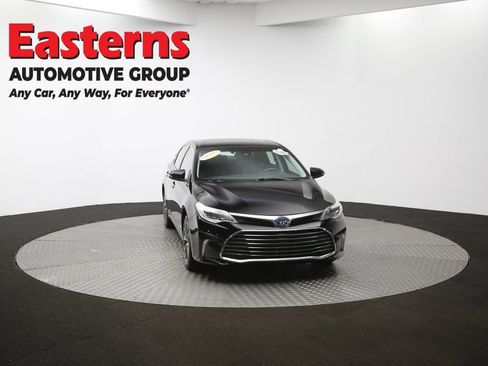 Used 2018 Toyota Avalon Limited image 50