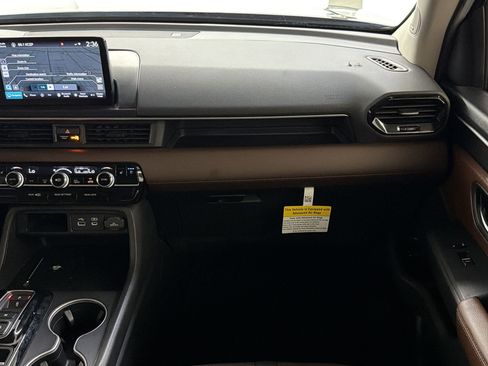 Certified 2025 Honda Pilot Elite image 30