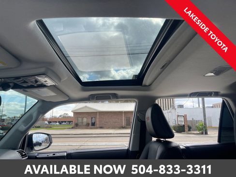 Used 2023 Toyota 4Runner TRD Off-Road Premium image 23