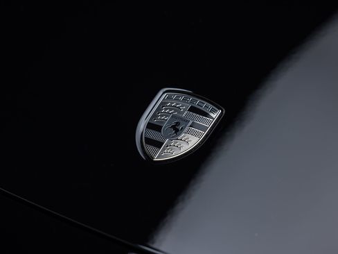 Used 2025 Porsche 911 Turbo S AWD/4WD image 37