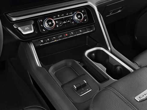 Used 2024 GMC Sierra 2500 Denali Ultimate w/ Max Trailering Package image 9