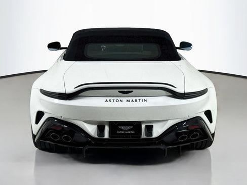 Used 2026 Aston Martin V8 Vantage S RWD image 6