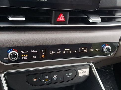 New 2026 Kia Carnival EX FWD image 13