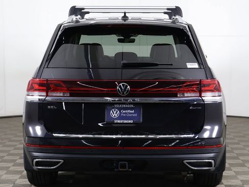 Used 2024 Volkswagen Atlas SEL AWD/4WD image 15