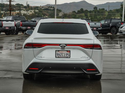 Used 2023 Toyota Mirai w/ Advanced Technology Package RWD image 6