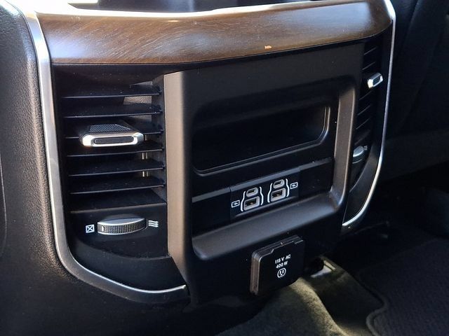 Used 2021 RAM 1500 Laramie AWD/4WD image 21