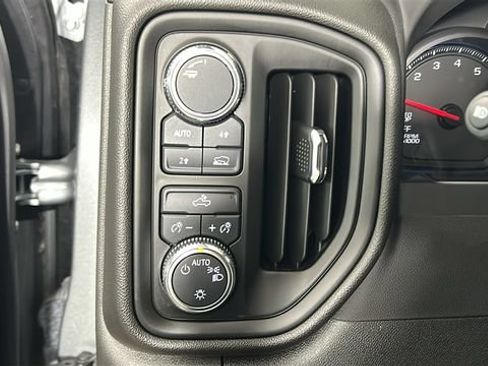 Used 2023 GMC Sierra 1500 Pro w/ Graphite Edition AWD/4WD image 19