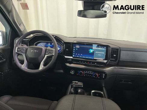 Used 2023 Chevrolet Silverado 1500 RST image 9